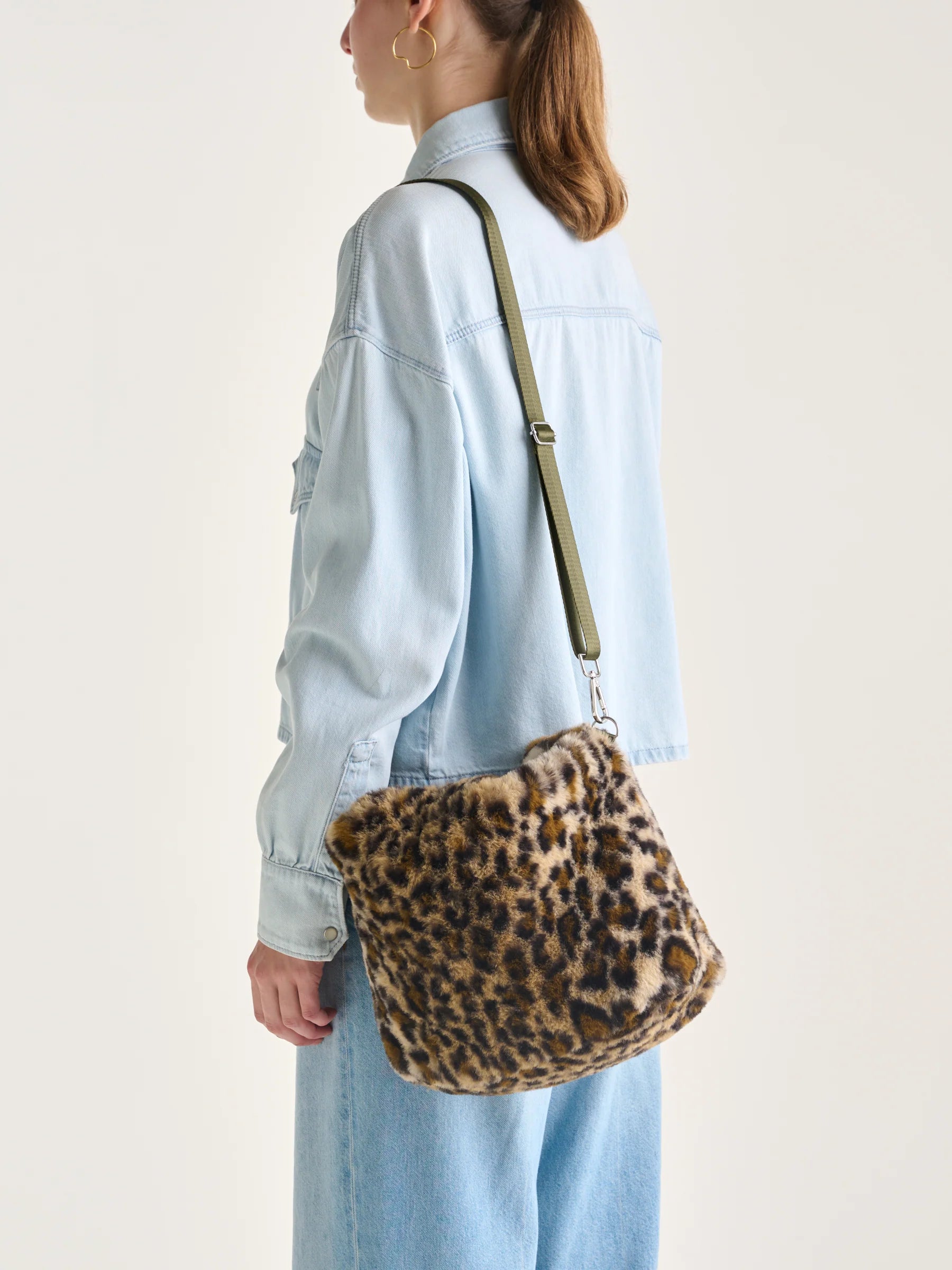 BELLEROSE - HELMIN BAG REVERSIBLE GREEN/LEOPARD - Annabelle 87