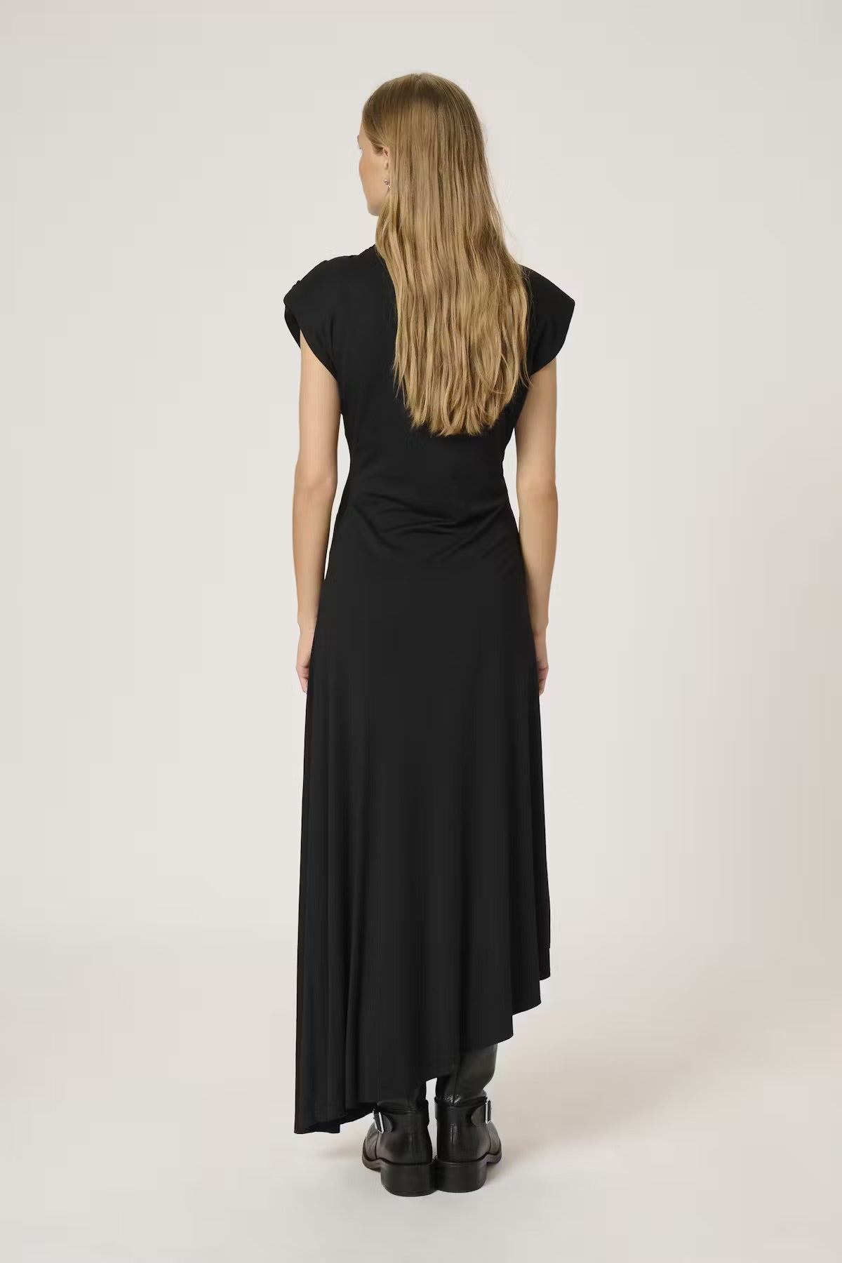 MY ESSENTIAL WARDROBE - ALLURA DRESS BLACK - Annabelle 87